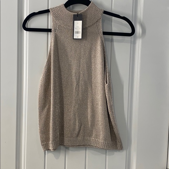 Gold top - Picture 1 of 5